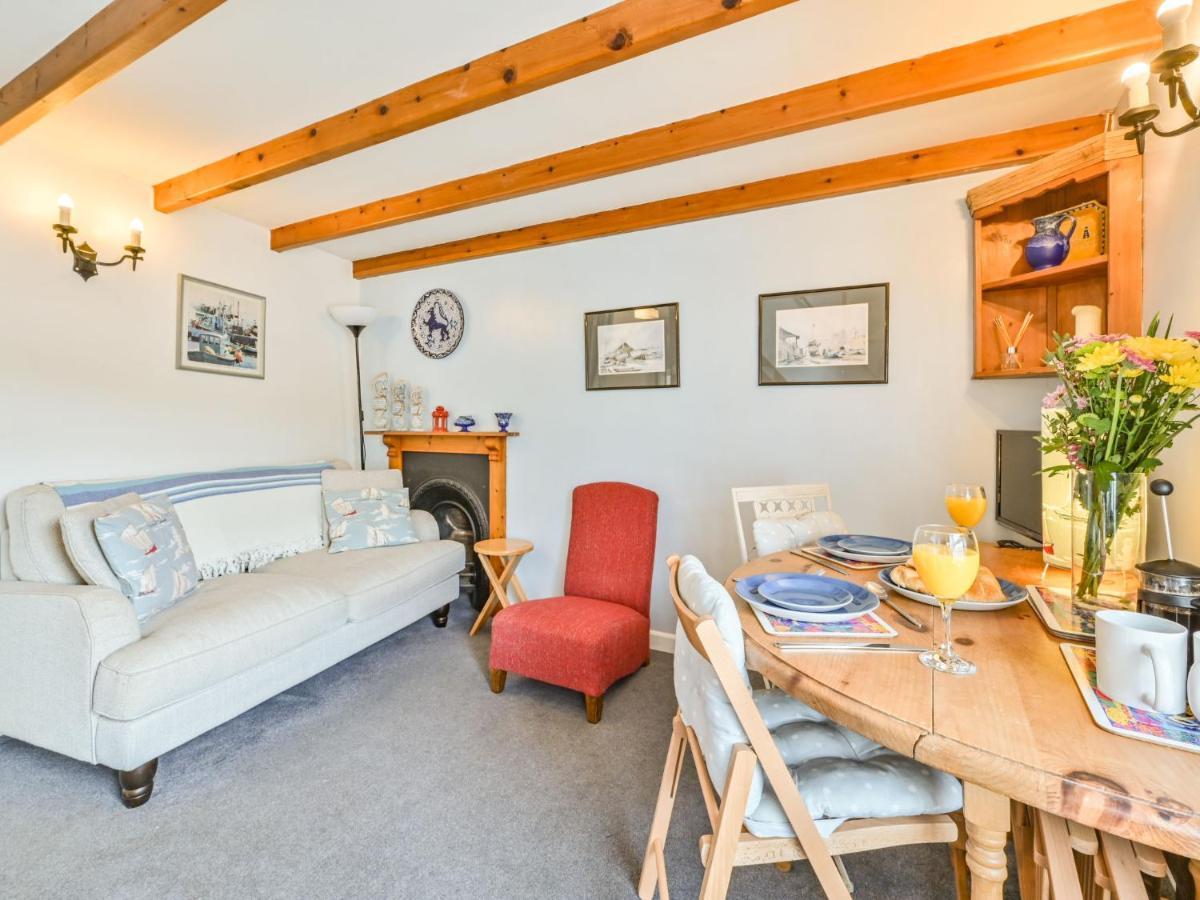 Holiday Home Dolphin Cottage By Interhome Мевагиси Екстериор снимка